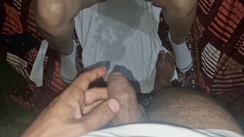 Pissing pussy, sploogs, indian pussy